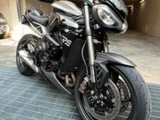 triumph street triple 765 rs