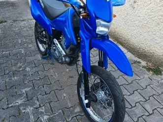 moto suzuki 125 dr