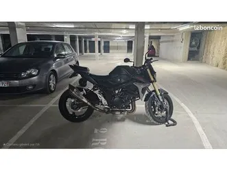 suzuki gsr 750 yoshimura r11