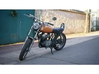 ?​ moto custom yamaha sr 125 ?​
