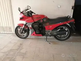kawasaki gpz 900 - 1984