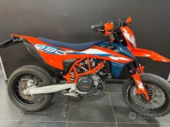 ktm 690 smc r- 2024