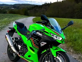 kawasaki ninja 400