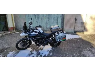 triumph tiger 800 xc
