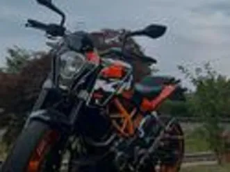 ktm duke 390