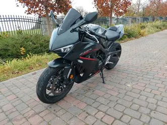 honda-cbr650r-damaged-unfall