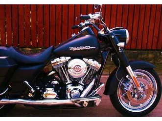 harley-davidson road king flhrse cvo custom bagger 110 cc