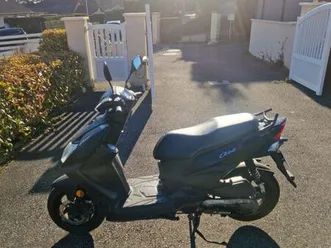 scooter sym orbit 3 + casque hjc