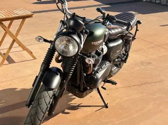 triumph street scrambler 900