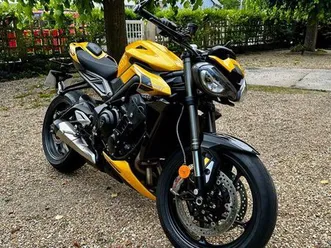 triumph street triple 765 rs