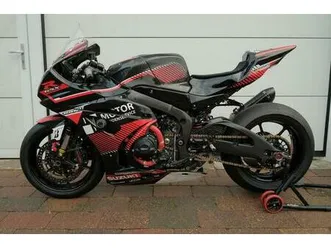 ② suzuki gsxr1000 l7 circuitmotor