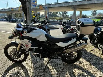 bmw f 850 gs coimbra (sé nova, santa cruz, almedina e são bartolomeu)