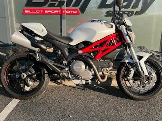 ducati monster 796