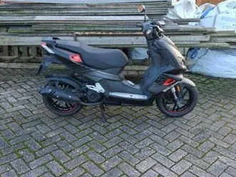 speedfight 4, bromscooter, total uitvoering — scooters | peugeot — marktplaats