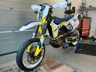 husqvarna supermoto 701
