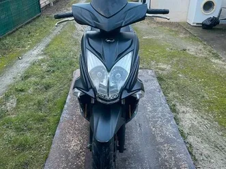 scooter kymco super 8