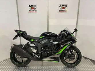 kawasaki ninja zx-6r zwart
