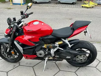 ducati streetfighter v2