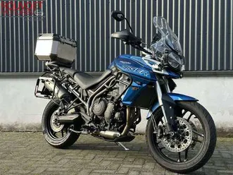 triumph tiger 800 xrt blauw