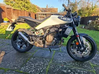 husqvarna-vitpilen-401-2025-with-extras