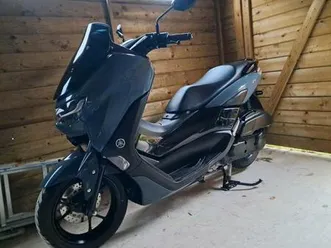 ② yamaha max 125, construite en 2022 à 1600 km !