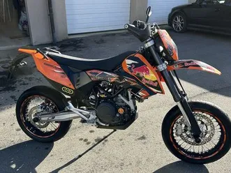 supermotard ktm 690 smc + pièces et accessoires