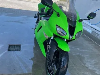 kawasaki ninja zx6r