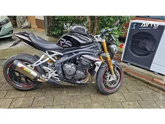 triumph 1200 rs speed triple