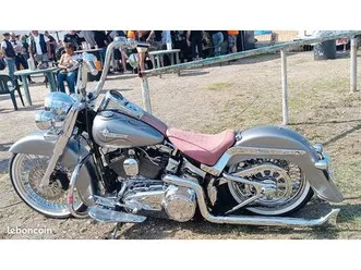 softail deluxe show bike chicanos