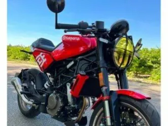 échange unique 125 husqvarna svartpilen