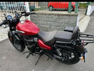 royal enfield meteor 350 supernova red rosso