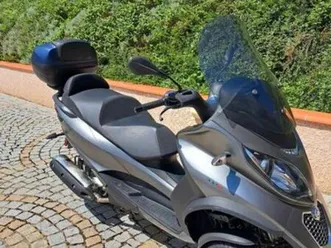 piaggio mp3 300 ie lt sport