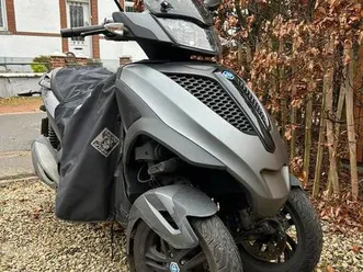 ② piaggio mp3 300 cc sport