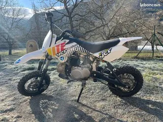 moto ycf 88 – très bon état