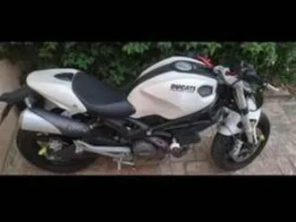 ducati - monster 696