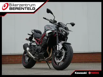 kawasaki z900 metallic carbon gray 2025 70kw