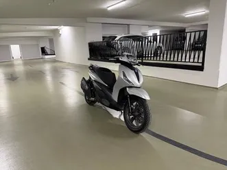 piaggio beverly 400s 399 cm3, 2023 god.