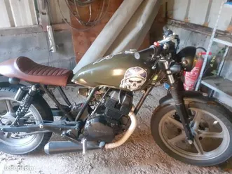 café racer honda plus plateau