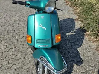 vespa cosa 200