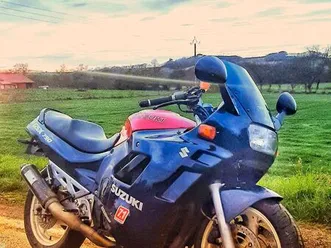 suzuki gsxf