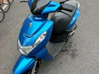 scooter peugeot kisbee