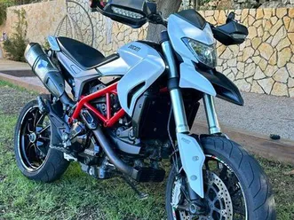 ducati hypermotard 939