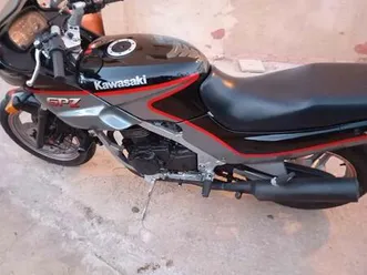 kawasaki - gpz 500s