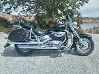 suzuki - intruder