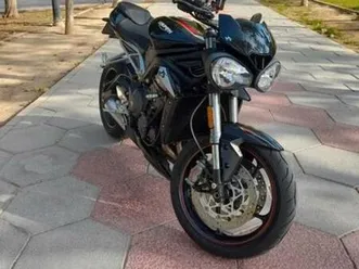 triumph - triumph street triple rs