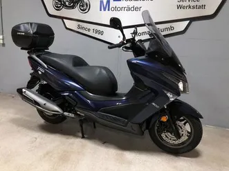 kymco x-town 300 i abs , top zustand , scheckheft