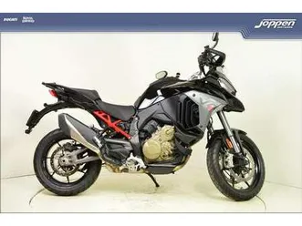 ducati multistrada v4 s zwart