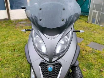 piaggio mp3 500 lt
