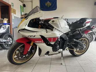 yamaha yzf-r1 60th anniversary