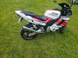 yamaha yzf 600
